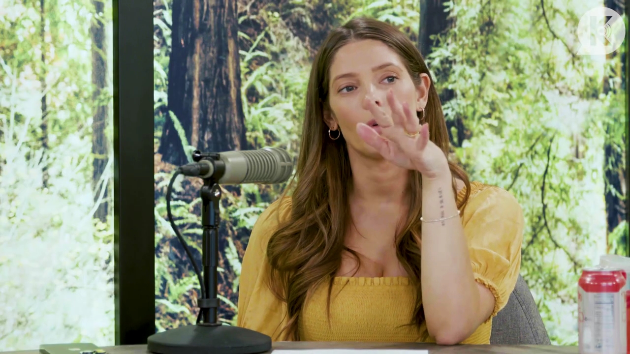 Ashley-Greene-dot-nl_TheTwilightEffect-BreakingDawnPart2-RewatchPart1of3-1741.jpg