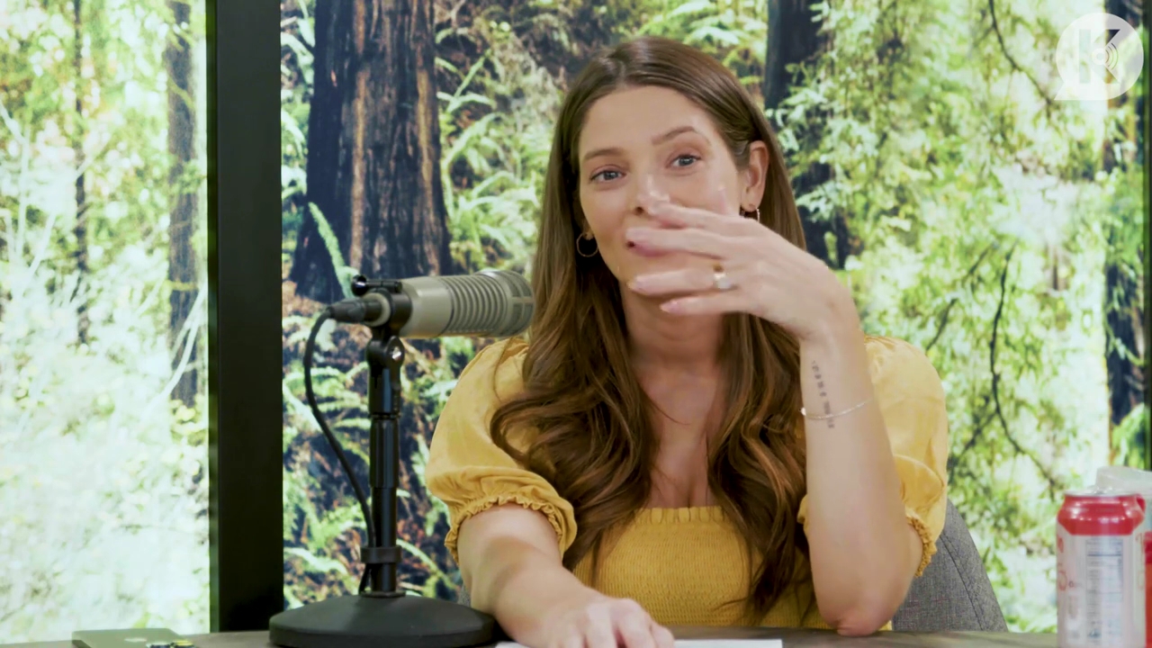 Ashley-Greene-dot-nl_TheTwilightEffect-BreakingDawnPart2-RewatchPart1of3-1769.jpg