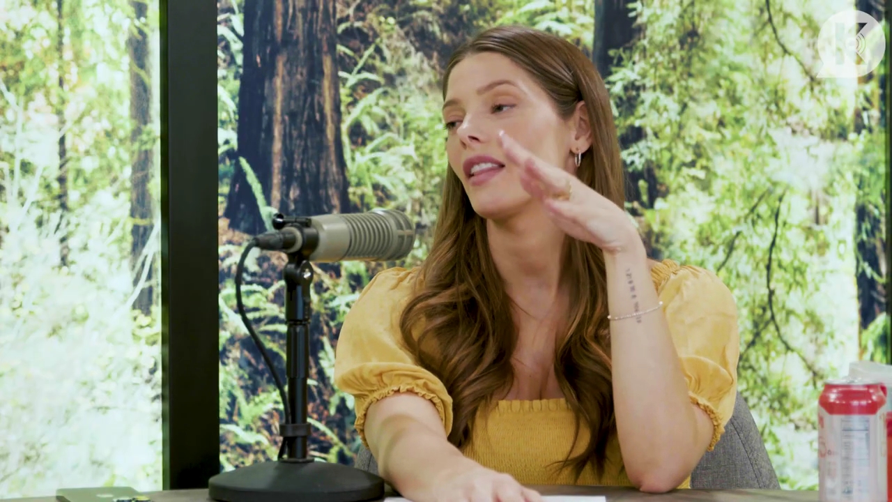 Ashley-Greene-dot-nl_TheTwilightEffect-BreakingDawnPart2-RewatchPart1of3-1816.jpg Ashley-Greene-dot-nl_TheTwilightEffect-BreakingDawnPart2-RewatchPart1of3-1816.jpg