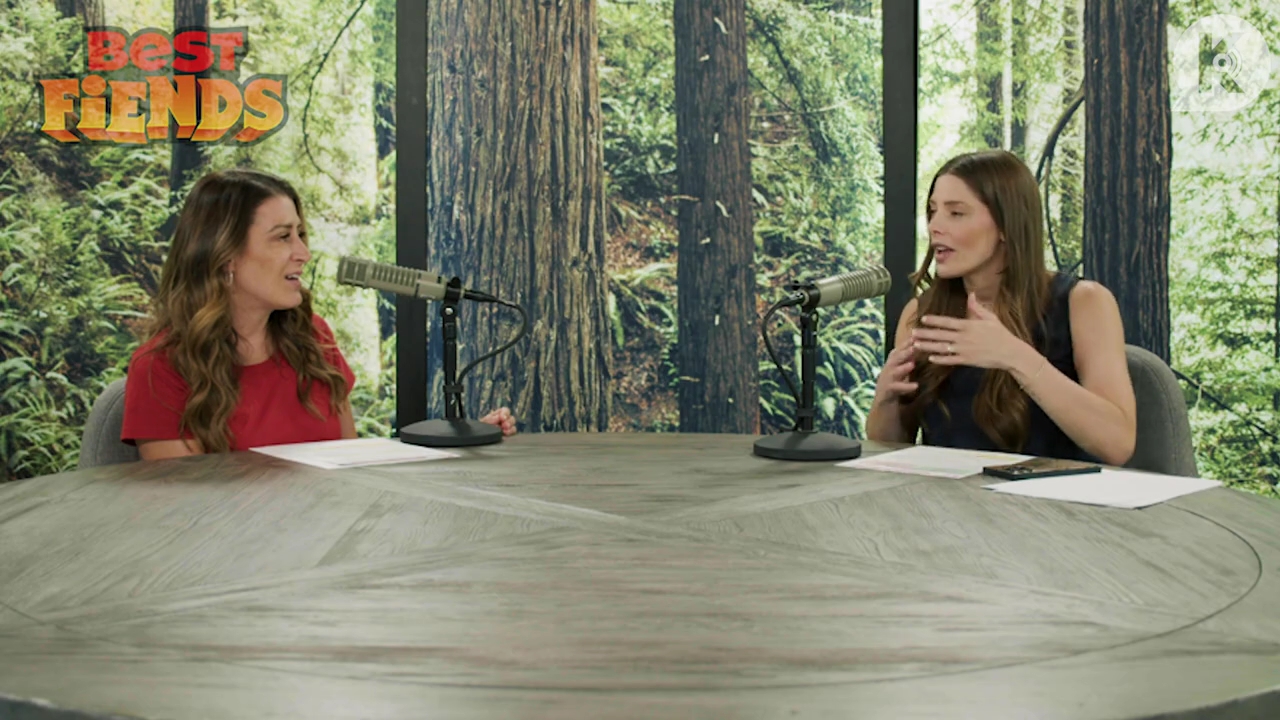 Ashley-Greene-dot-nl_TheTwilightEffect-BreakingDawnPart2-RewatchPart1of3-1999.jpg