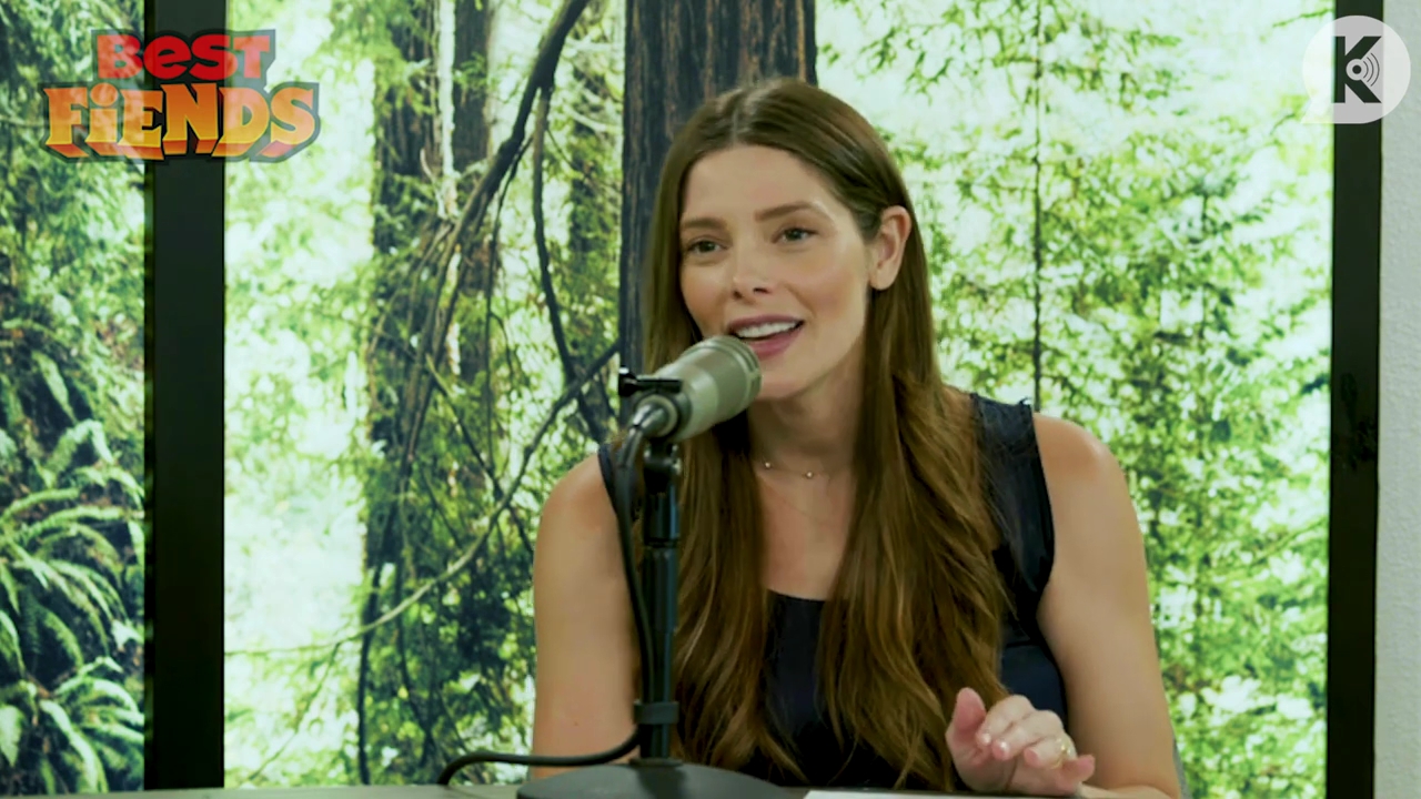 Ashley-Greene-dot-nl_TheTwilightEffect-BreakingDawnPart2-RewatchPart1of3-2037.jpg
