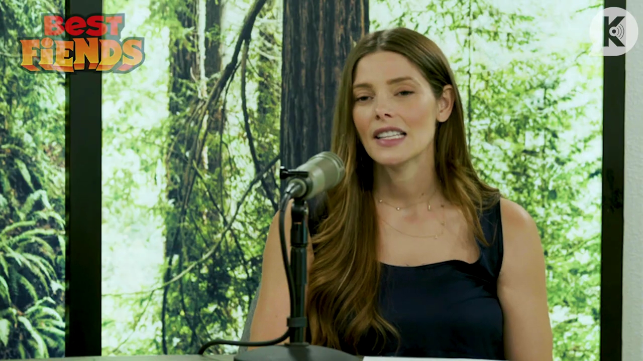 Ashley-Greene-dot-nl_TheTwilightEffect-BreakingDawnPart2-RewatchPart1of3-2080.jpg