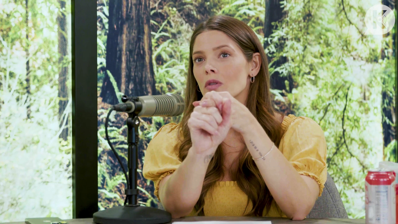 Ashley-Greene-dot-nl_TheTwilightEffect-BreakingDawnPart2-RewatchPart1of3-2253.jpg Ashley-Greene-dot-nl_TheTwilightEffect-BreakingDawnPart2-RewatchPart1of3-2253.jpg