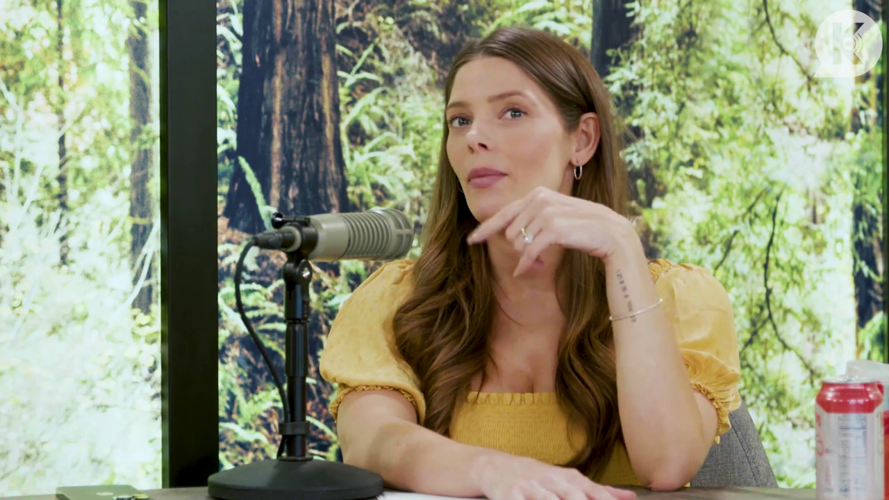 Ashley-Greene-dot-nl_TheTwilightEffect-BreakingDawnPart2-RewatchPart1of3-2391.jpg Ashley-Greene-dot-nl_TheTwilightEffect-BreakingDawnPart2-RewatchPart1of3-2391.jpg