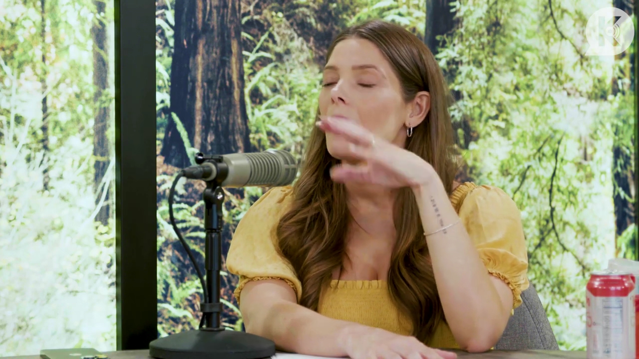 Ashley-Greene-dot-nl_TheTwilightEffect-BreakingDawnPart2-RewatchPart1of3-2394.jpg Ashley-Greene-dot-nl_TheTwilightEffect-BreakingDawnPart2-RewatchPart1of3-2394.jpg