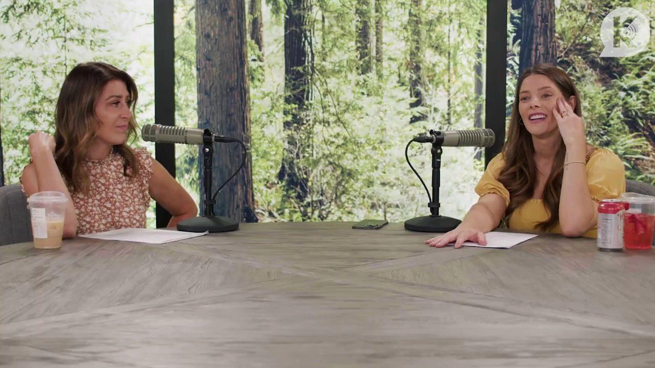 Ashley-Greene-dot-nl_TheTwilightEffect-BreakingDawnPart2-RewatchPart1of3-2572.jpg