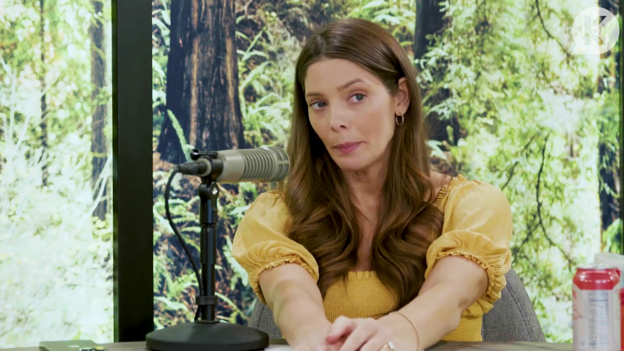 Ashley-Greene-dot-nl_TheTwilightEffect-BreakingDawnPart2-RewatchPart1of3-2579.jpg Ashley-Greene-dot-nl_TheTwilightEffect-BreakingDawnPart2-RewatchPart1of3-2579.jpg