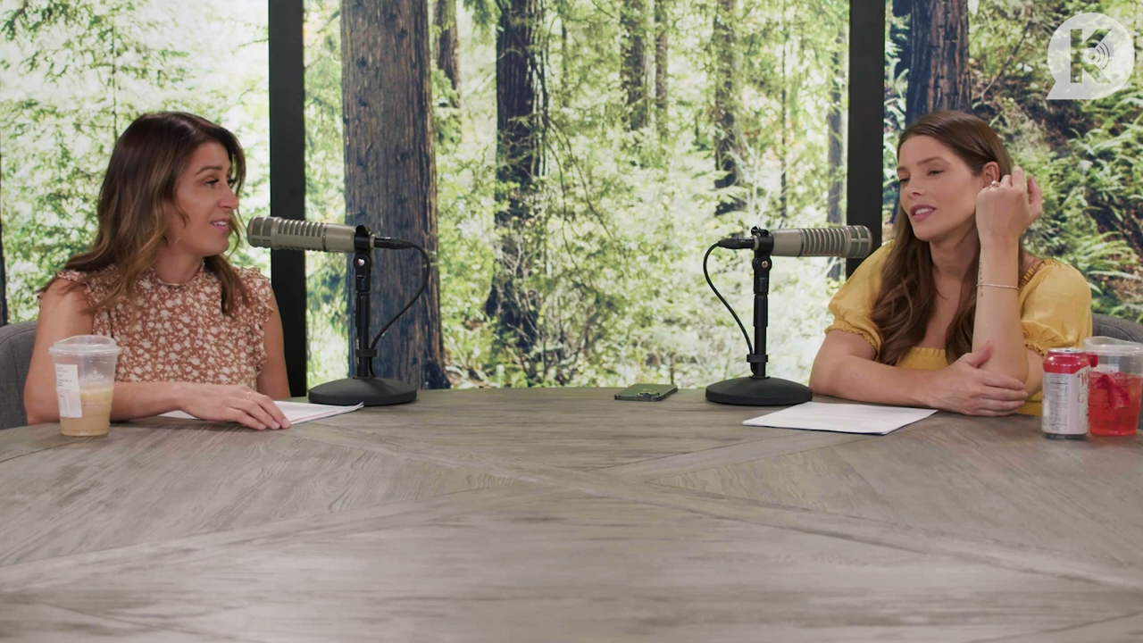 Ashley-Greene-dot-nl_TheTwilightEffect-BreakingDawnPart2-RewatchPart1of3-2670.jpg
