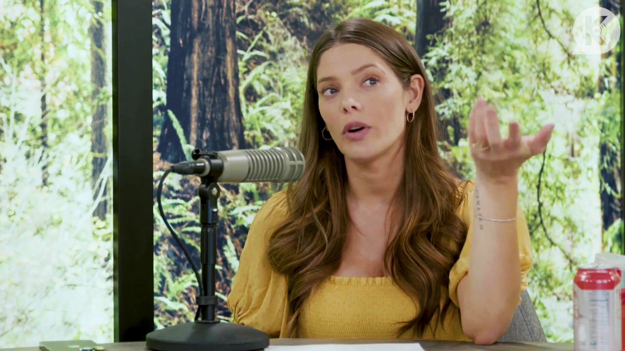 Ashley-Greene-dot-nl_TheTwilightEffect-BreakingDawnPart2-RewatchPart1of3-2728.jpg Ashley-Greene-dot-nl_TheTwilightEffect-BreakingDawnPart2-RewatchPart1of3-2728.jpg