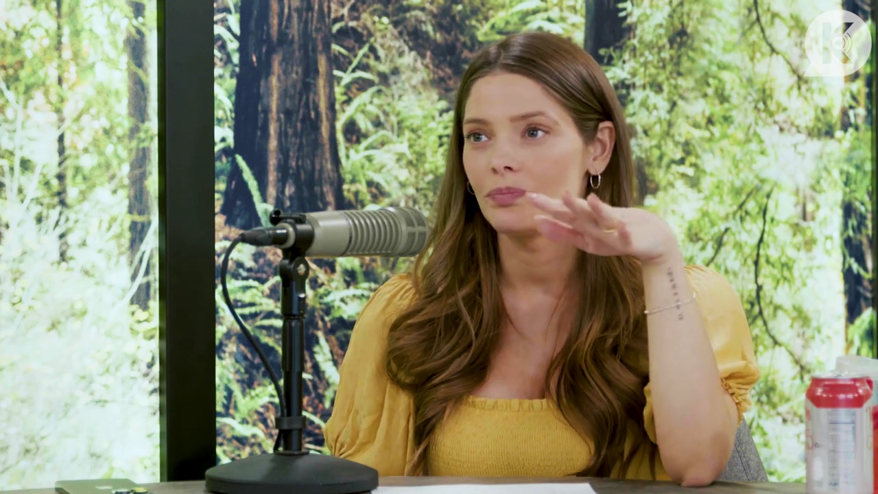 Ashley-Greene-dot-nl_TheTwilightEffect-BreakingDawnPart2-RewatchPart1of3-2758.jpg Ashley-Greene-dot-nl_TheTwilightEffect-BreakingDawnPart2-RewatchPart1of3-2758.jpg