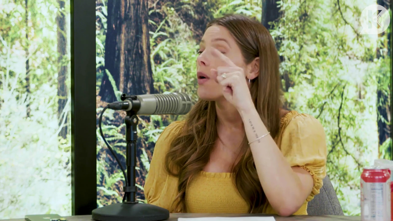 Ashley-Greene-dot-nl_TheTwilightEffect-BreakingDawnPart2-RewatchPart1of3-2998.jpg Ashley-Greene-dot-nl_TheTwilightEffect-BreakingDawnPart2-RewatchPart1of3-2998.jpg