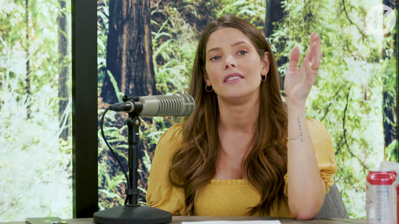 Ashley-Greene-dot-nl_TheTwilightEffect-BreakingDawnPart2-RewatchPart1of3-3090.jpg Ashley-Greene-dot-nl_TheTwilightEffect-BreakingDawnPart2-RewatchPart1of3-3090.jpg