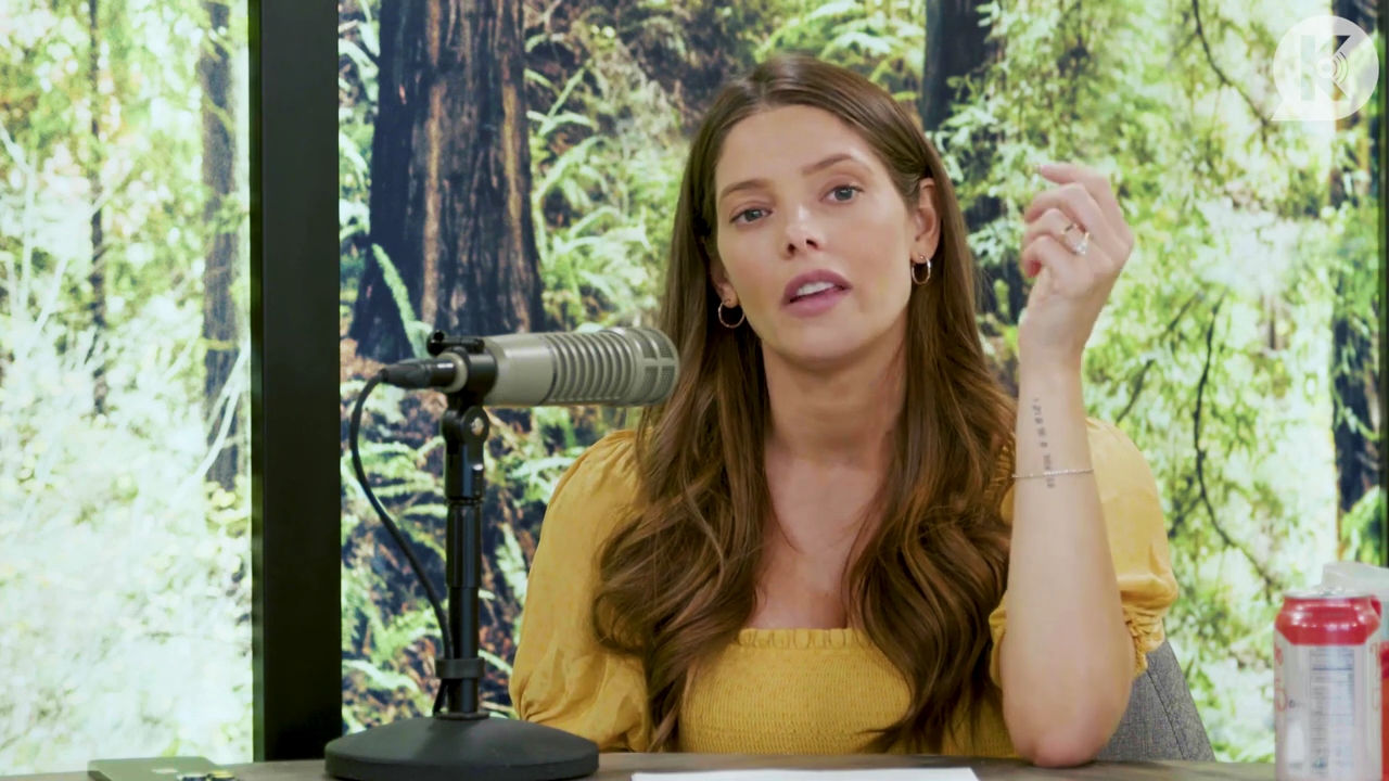 Ashley-Greene-dot-nl_TheTwilightEffect-BreakingDawnPart2-RewatchPart1of3-3092.jpg