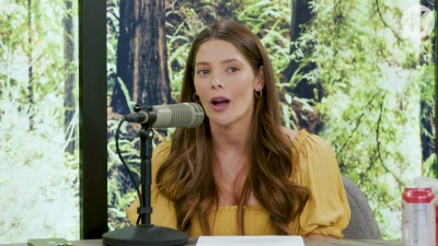 Ashley-Greene-dot-nl_TheTwilightEffect-BreakingDawnPart2-RewatchPart1of3-0138.jpg