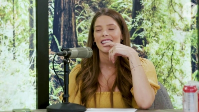 Ashley-Greene-dot-nl_TheTwilightEffect-BreakingDawnPart2-RewatchPart1of3-0453.jpg