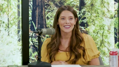 Ashley-Greene-dot-nl_TheTwilightEffect-BreakingDawnPart2-RewatchPart1of3-0623.jpg