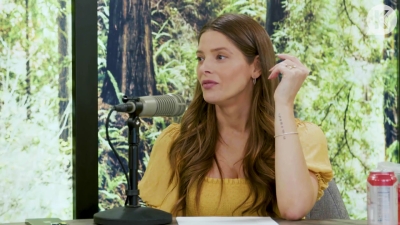 Ashley-Greene-dot-nl_TheTwilightEffect-BreakingDawnPart2-RewatchPart1of3-0704.jpg