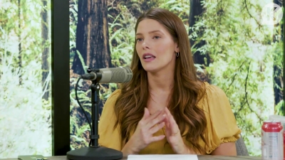 Ashley-Greene-dot-nl_TheTwilightEffect-BreakingDawnPart2-RewatchPart1of3-0786.jpg