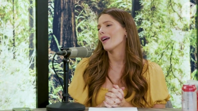 Ashley-Greene-dot-nl_TheTwilightEffect-BreakingDawnPart2-RewatchPart1of3-0788.jpg