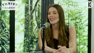 Ashley-Greene-dot-nl_TheTwilightEffect-BreakingDawnPart2-RewatchPart1of3-1041.jpg