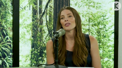 Ashley-Greene-dot-nl_TheTwilightEffect-BreakingDawnPart2-RewatchPart1of3-1223.jpg