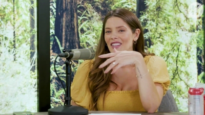Ashley-Greene-dot-nl_TheTwilightEffect-BreakingDawnPart2-RewatchPart1of3-1637.jpg