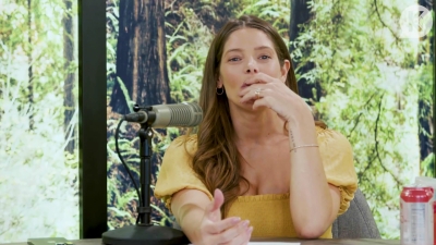 Ashley-Greene-dot-nl_TheTwilightEffect-BreakingDawnPart2-RewatchPart1of3-1657.jpg