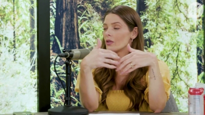 Ashley-Greene-dot-nl_TheTwilightEffect-BreakingDawnPart2-RewatchPart1of3-2266.jpg