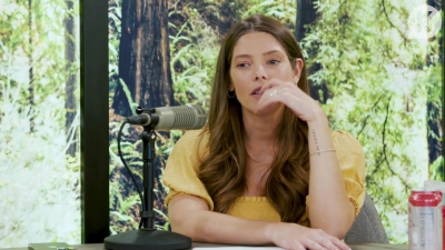 Ashley-Greene-dot-nl_TheTwilightEffect-BreakingDawnPart2-RewatchPart1of3-2337.jpg