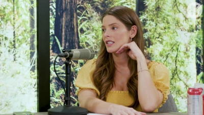 Ashley-Greene-dot-nl_TheTwilightEffect-BreakingDawnPart2-RewatchPart1of3-2369.jpg