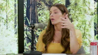 Ashley-Greene-dot-nl_TheTwilightEffect-BreakingDawnPart2-RewatchPart1of3-2447.jpg