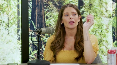 Ashley-Greene-dot-nl_TheTwilightEffect-BreakingDawnPart2-RewatchPart1of3-2468.jpg