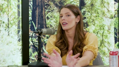 Ashley-Greene-dot-nl_TheTwilightEffect-BreakingDawnPart2-RewatchPart1of3-2502.jpg