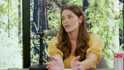 Ashley-Greene-dot-nl_TheTwilightEffect-BreakingDawnPart2-RewatchPart1of3-2506.jpg