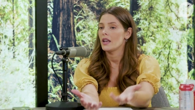 Ashley-Greene-dot-nl_TheTwilightEffect-BreakingDawnPart2-RewatchPart1of3-2511.jpg