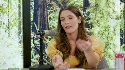 Ashley-Greene-dot-nl_TheTwilightEffect-BreakingDawnPart2-RewatchPart1of3-2514.jpg
