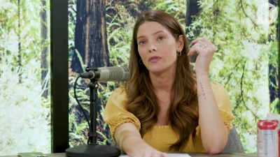 Ashley-Greene-dot-nl_TheTwilightEffect-BreakingDawnPart2-RewatchPart1of3-2568.jpg
