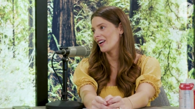 Ashley-Greene-dot-nl_TheTwilightEffect-BreakingDawnPart2-RewatchPart1of3-2585.jpg
