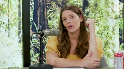 Ashley-Greene-dot-nl_TheTwilightEffect-BreakingDawnPart2-RewatchPart1of3-2646.jpg