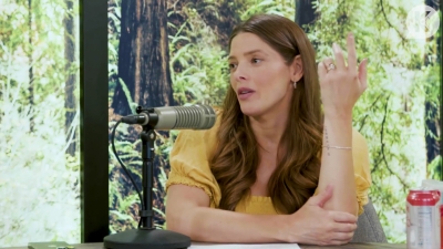 Ashley-Greene-dot-nl_TheTwilightEffect-BreakingDawnPart2-RewatchPart1of3-2648.jpg