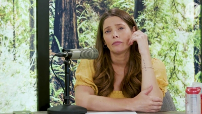 Ashley-Greene-dot-nl_TheTwilightEffect-BreakingDawnPart2-RewatchPart1of3-2657.jpg