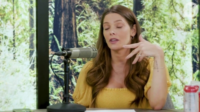 Ashley-Greene-dot-nl_TheTwilightEffect-BreakingDawnPart2-RewatchPart1of3-2714.jpg