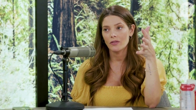Ashley-Greene-dot-nl_TheTwilightEffect-BreakingDawnPart2-RewatchPart1of3-2723.jpg