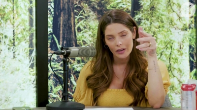 Ashley-Greene-dot-nl_TheTwilightEffect-BreakingDawnPart2-RewatchPart1of3-2759.jpg