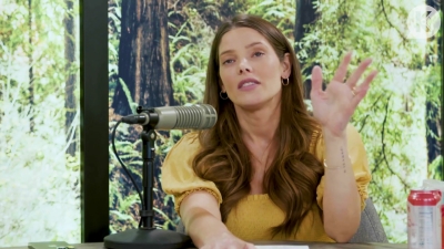 Ashley-Greene-dot-nl_TheTwilightEffect-BreakingDawnPart2-RewatchPart1of3-2810.jpg