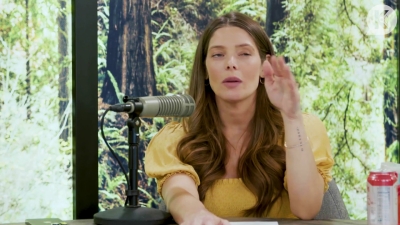 Ashley-Greene-dot-nl_TheTwilightEffect-BreakingDawnPart2-RewatchPart1of3-2813.jpg