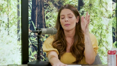 Ashley-Greene-dot-nl_TheTwilightEffect-BreakingDawnPart2-RewatchPart1of3-2822.jpg