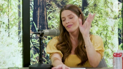 Ashley-Greene-dot-nl_TheTwilightEffect-BreakingDawnPart2-RewatchPart1of3-2827.jpg