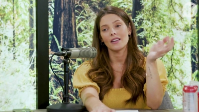 Ashley-Greene-dot-nl_TheTwilightEffect-BreakingDawnPart2-RewatchPart1of3-2848.jpg