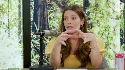 Ashley-Greene-dot-nl_TheTwilightEffect-BreakingDawnPart2-RewatchPart1of3-2931.jpg